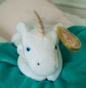 Mystic the White Unicorn Plush with Gold TY Beanie Baby